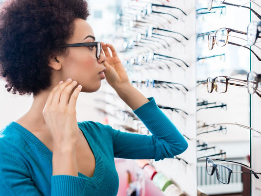 WELCHE BRILLE PASST OPTISCH ZU MIR? – DER PERFEKTE GUIDE FÜR DEINEN LOOK